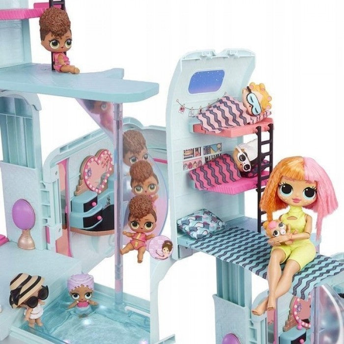 L.O.L. Surprise! 2-in-1 Glamper