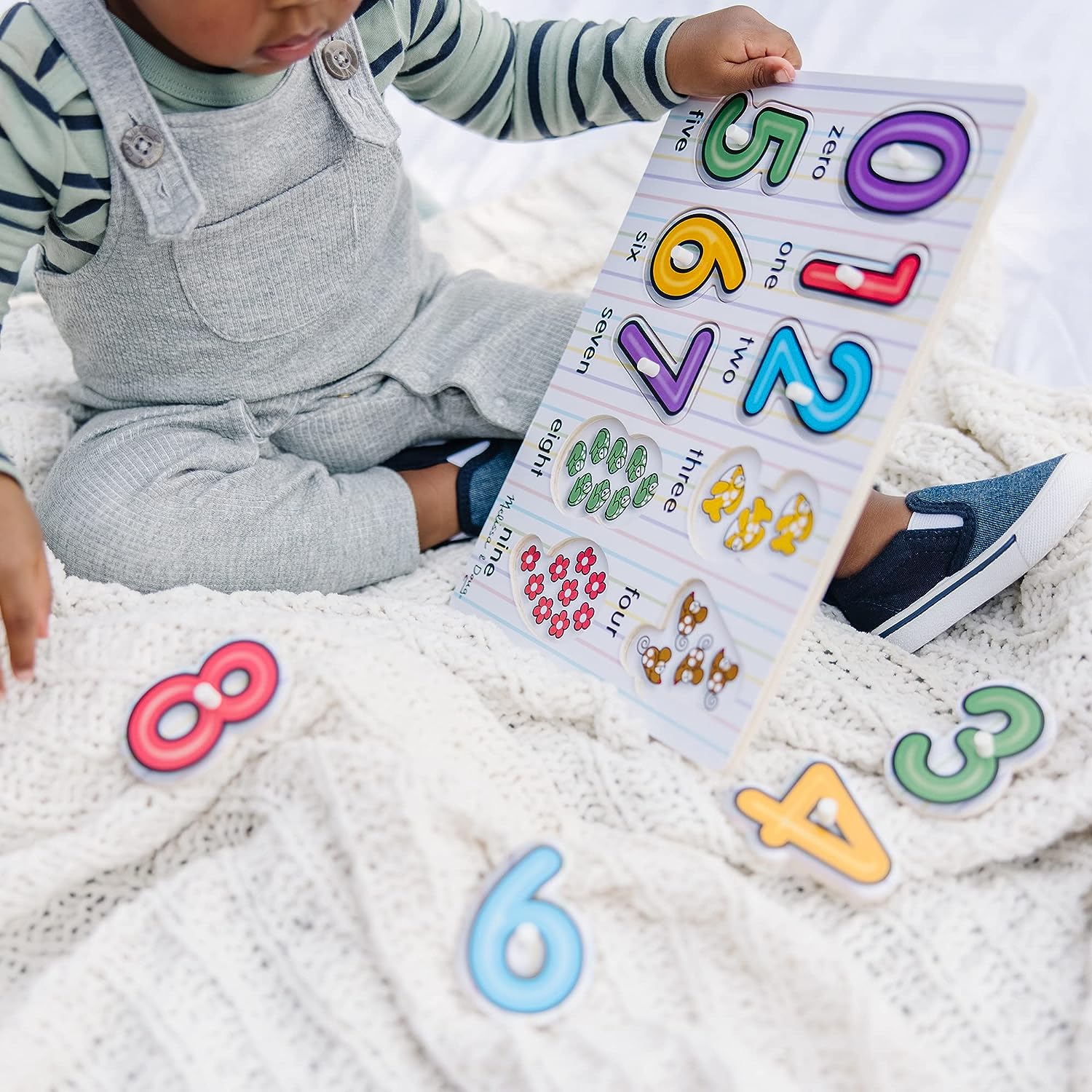 See-Inside Numbers Peg Puzzle - 10 Pieces