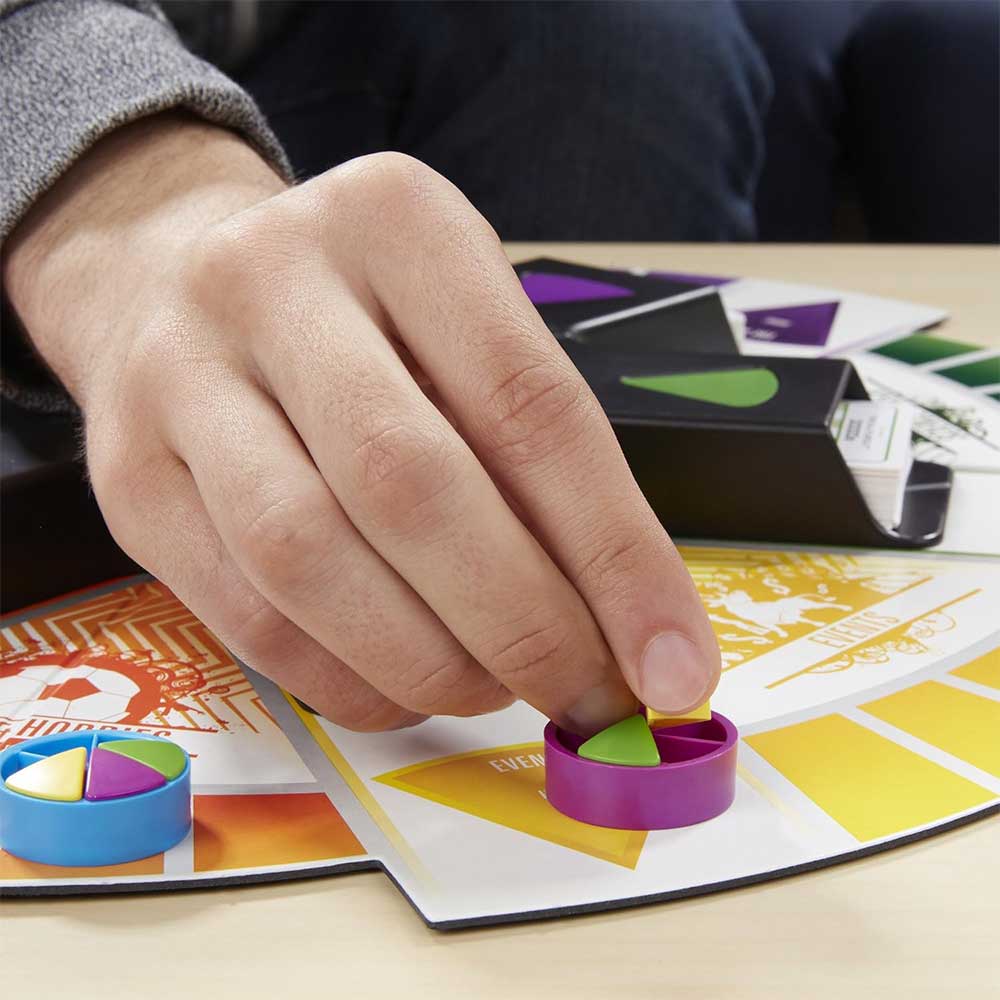 TRIVIAL PURSUIT 2000S .B7388