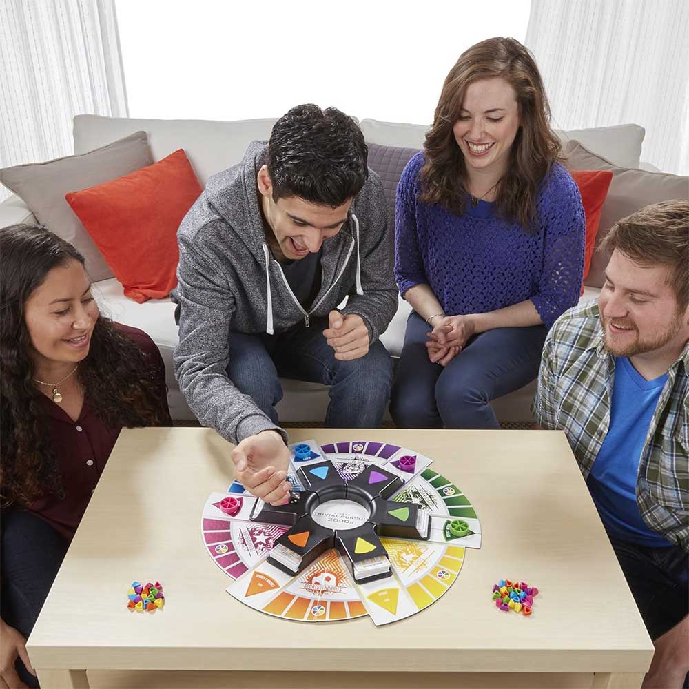 TRIVIAL PURSUIT 2000S .B7388