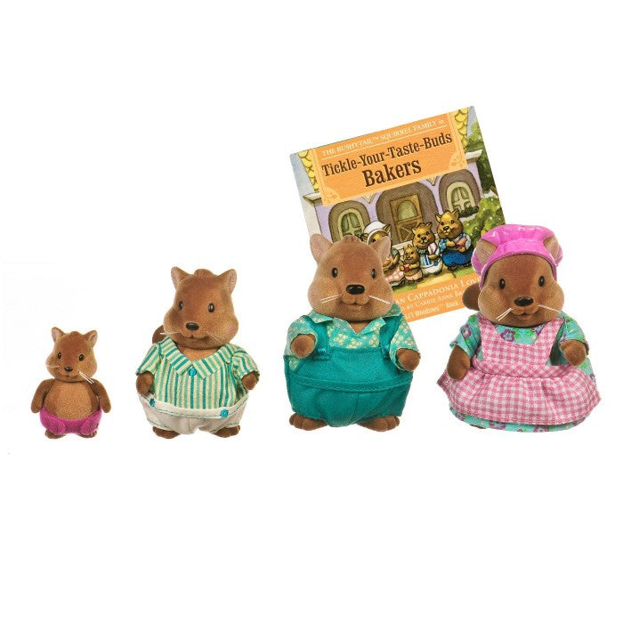 Li'l Woodzeez The Bushytail Squirrel Family with Storybook