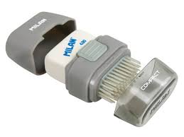 MILAN COMPACT ERASER + BRUSH 4901116